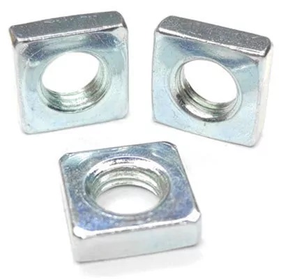 Гайка DIN 562 М3 квадратная оцинкованная 3