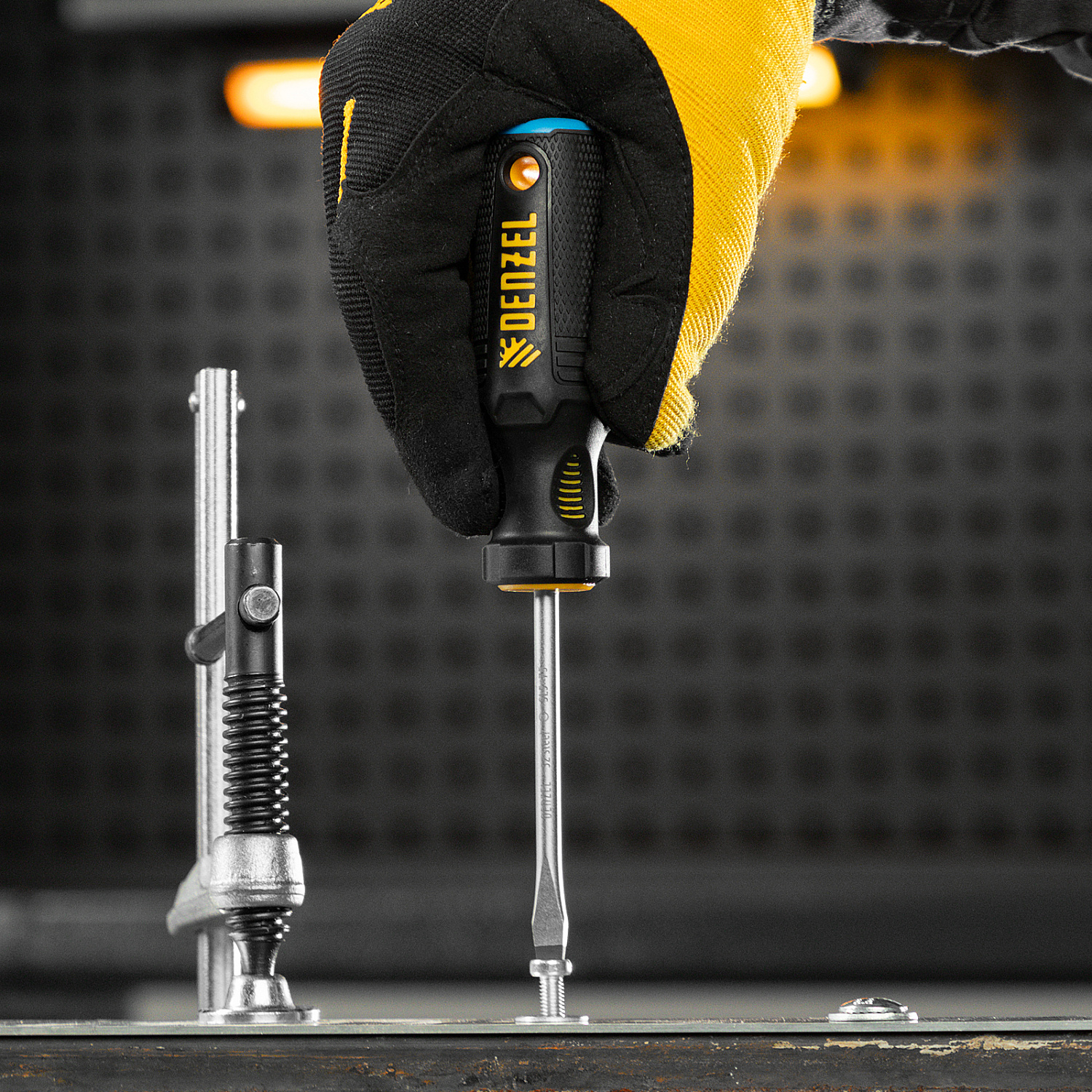 73e1a740a363f433983f3937e542898358e6fa85_122157_r02