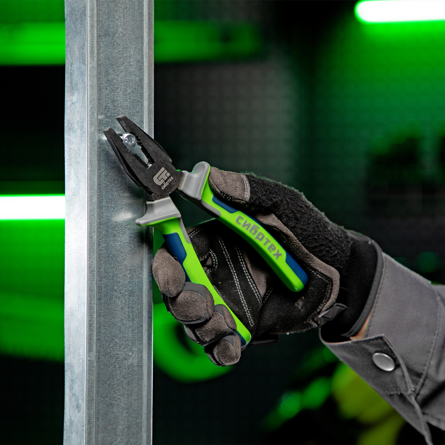 77e67b1f20f39691e3689bd867afe76fbe432f4e_17054_004