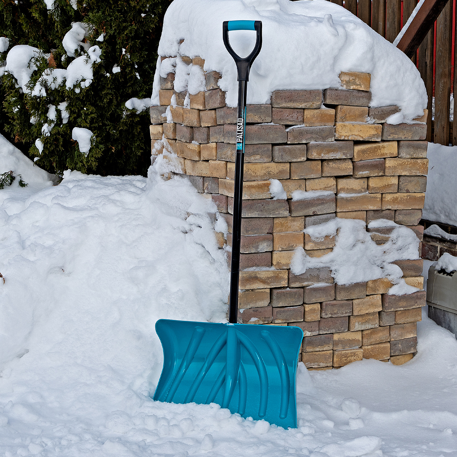 9fe4f9f9a9f45d0f71d9ed513b892cd16e36e552_615015_2