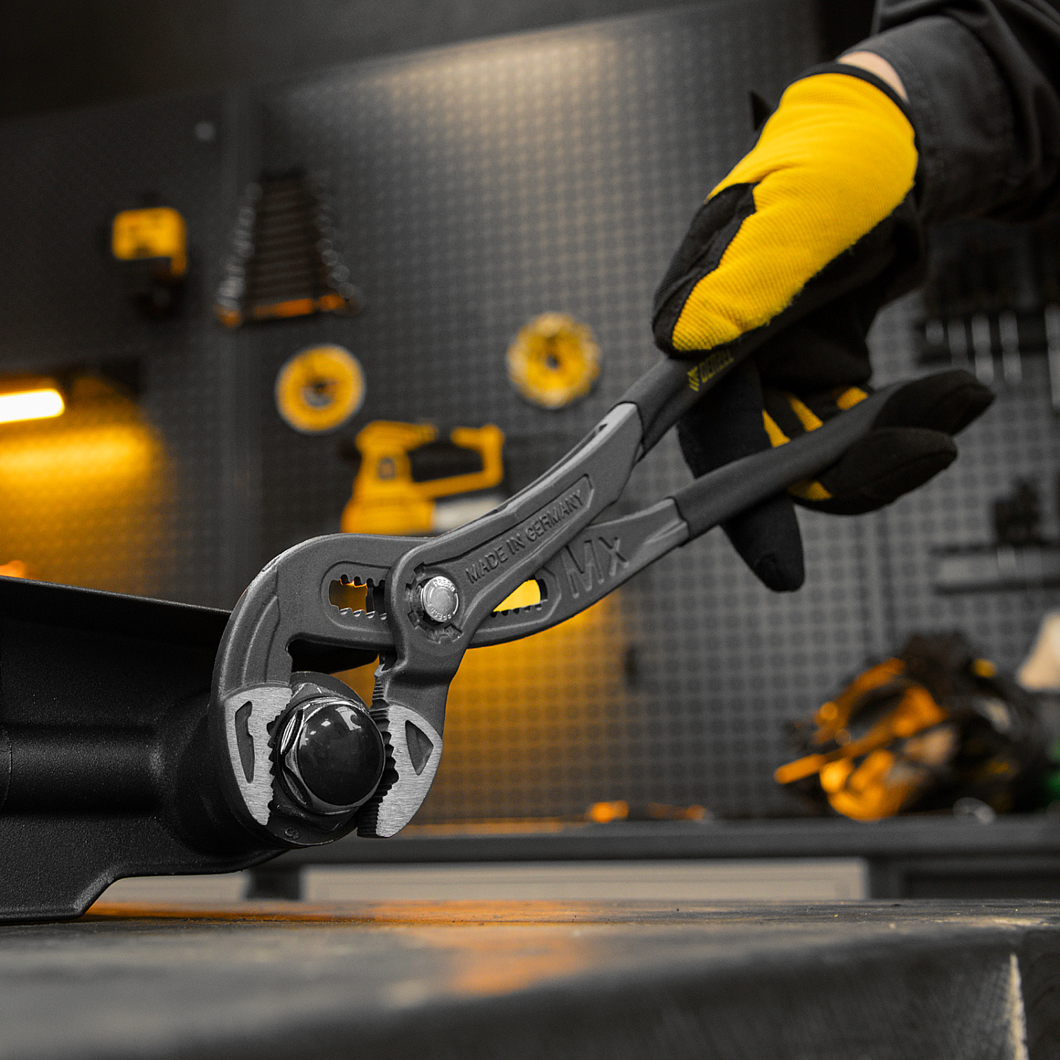 b914f15913fd5522426f363dde0b0c6a2b02eff7_17907_005