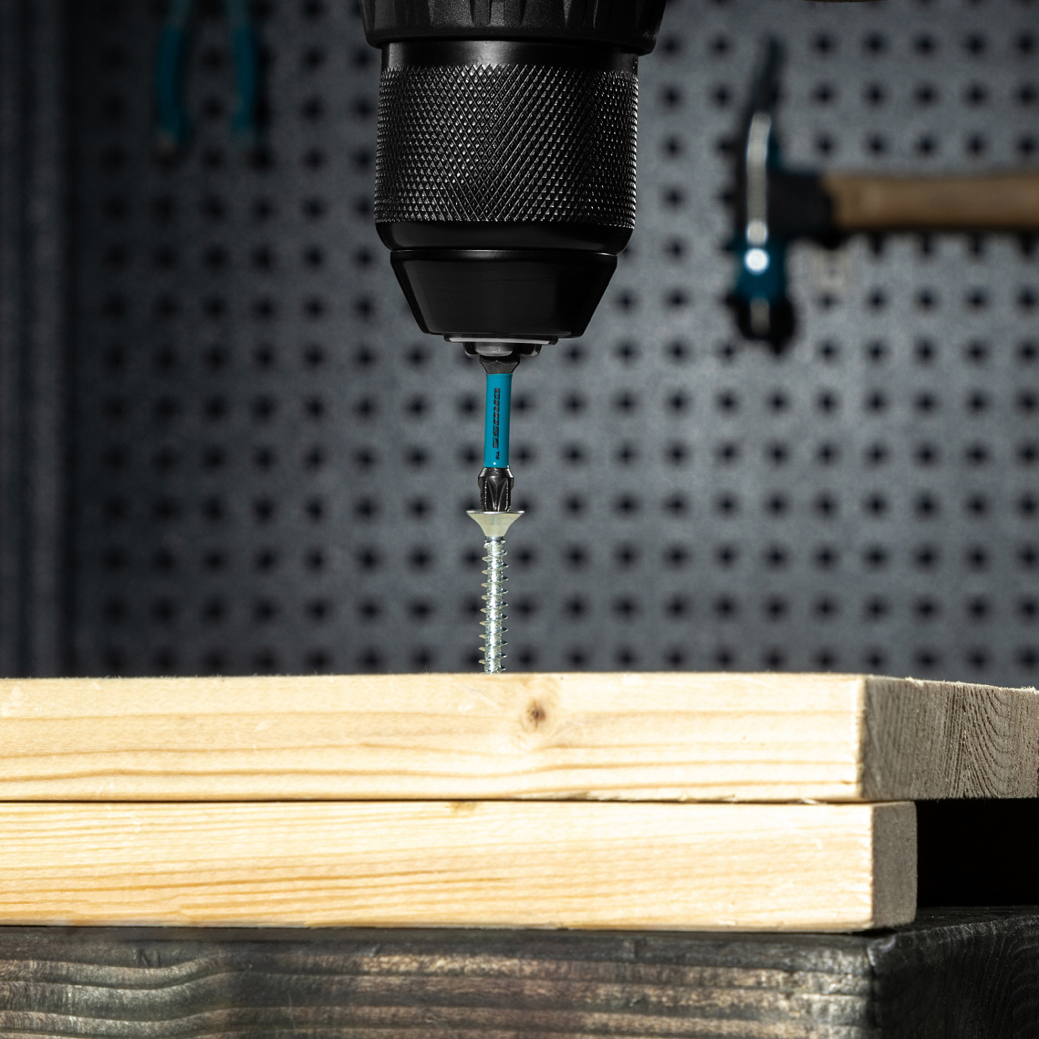 0d5bfc2f1c94372bd79b3fc4bfa3a389941fa16e_11488_4