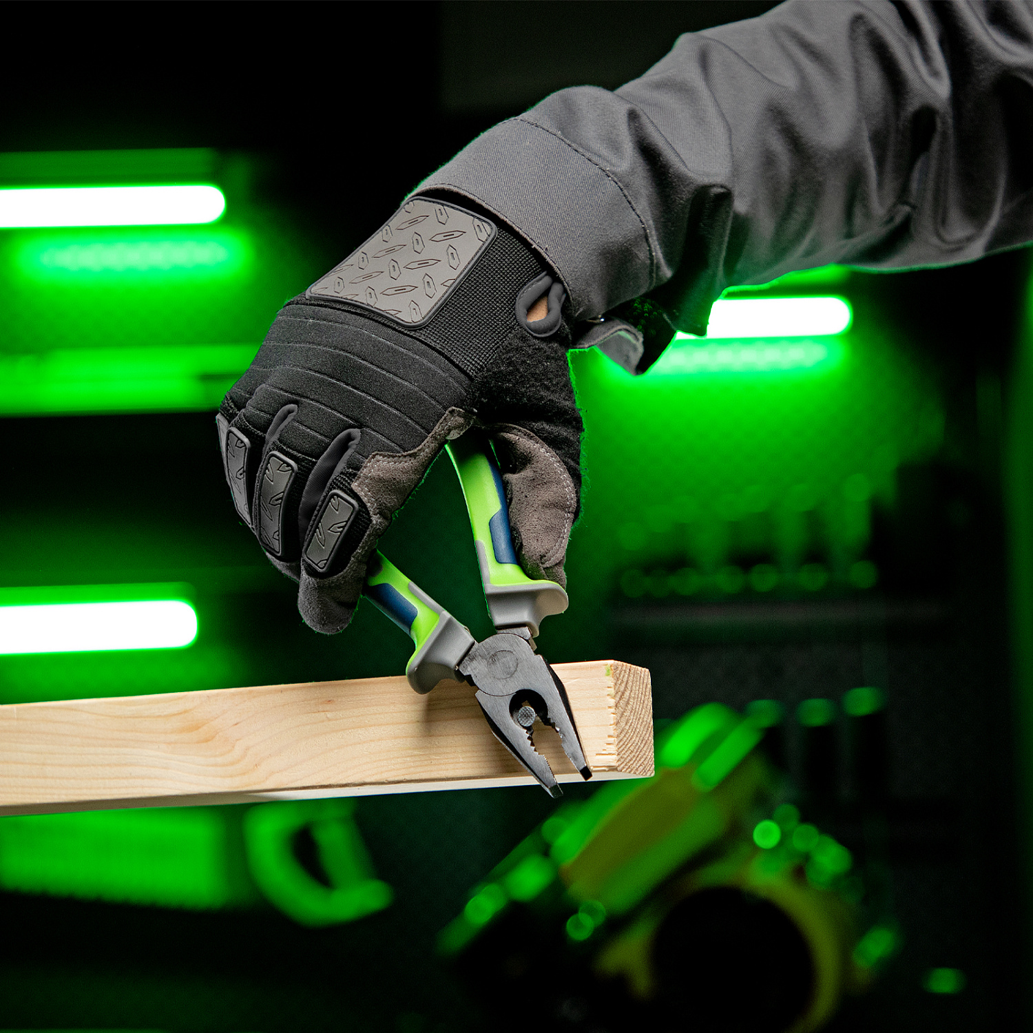 c9d0fc961cddae7e3945792f0fbd26d0347dbb91_17054_003