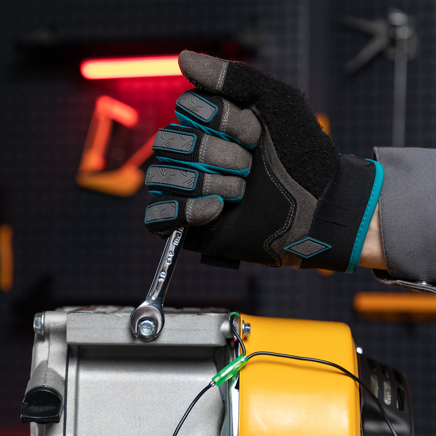 4e77970a42993f96f546f9c2870767a97efbc908_15426_r04