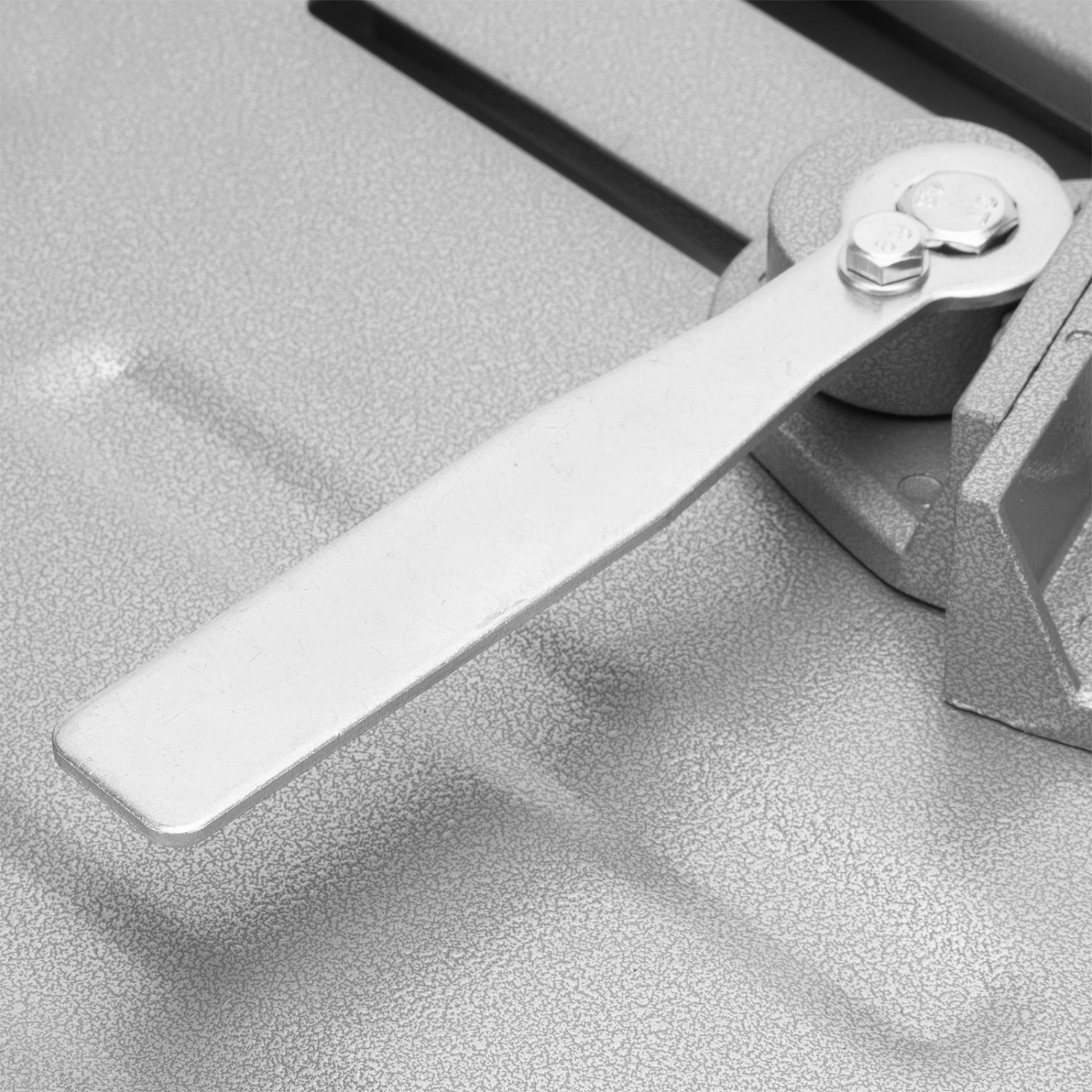 7fc1e99832e3fc89bca76c0ea85f64b823be4993_934205_006