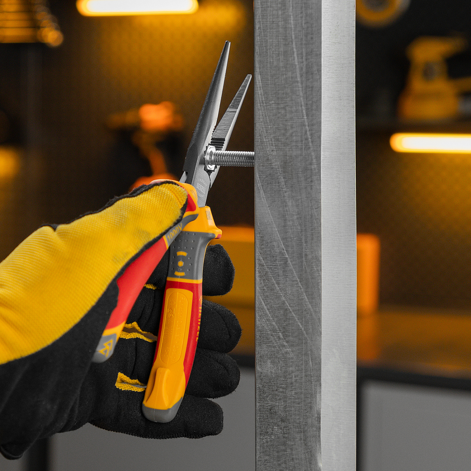 b704a2a415f0d73e1dff255d999edb9ca9881667_17305_006