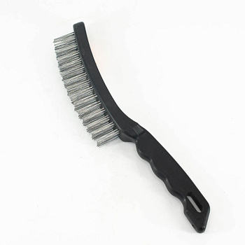 Щётка Bohrer с 4-х рядной стальной оцинкованной проволокой (пластиковая рукоятка) (120/12/1)