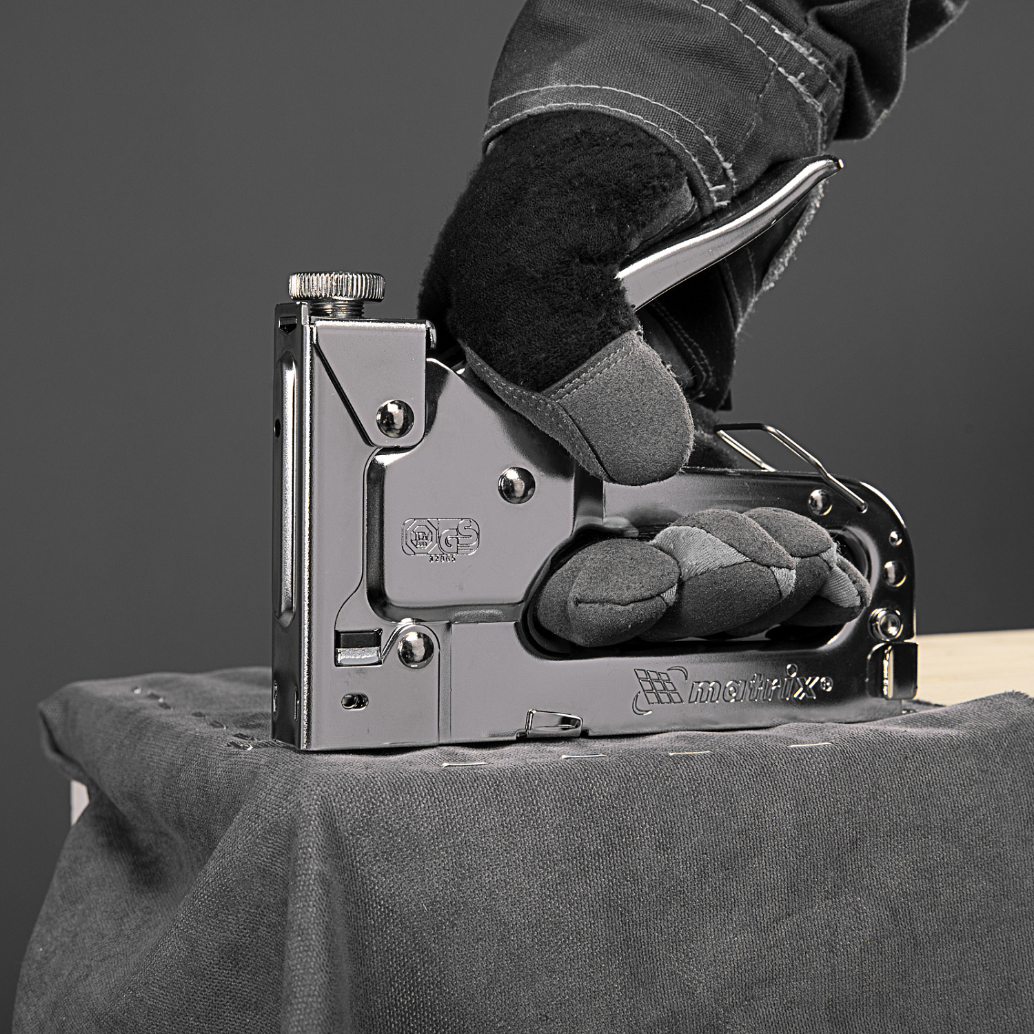 9733c847343060f8960f25c6c831ebbb77e4374e_40902_3