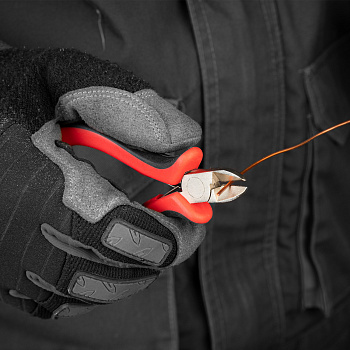 Бокорезы Mini, 130 мм, никелированные, авторазжим, двухкомпонентные рукоятки Matrix Бокорезы Mini, 130 мм, никелированные, авторазжим, двухкомпонентные рукоятки Matrix