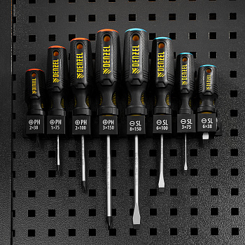 Набор отверток на полке, 8 шт., PH+SL, S2, 3к рукоятка// Denzel