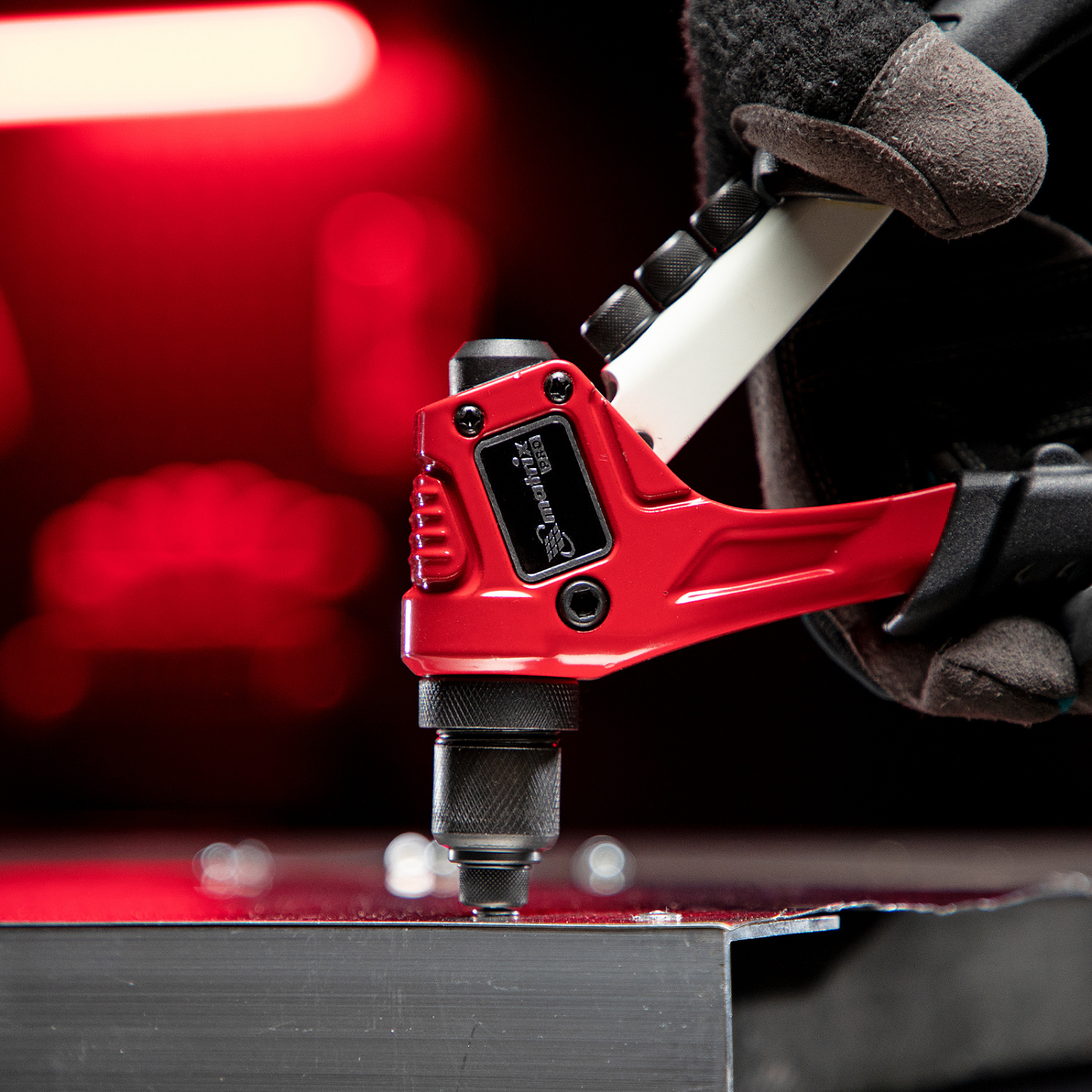 fbe44f33b9dc7e43a8b05efce1739f7d3afa16fb_40546_r02