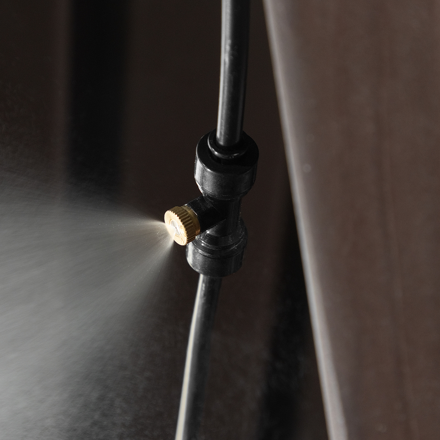 758c5ebe4ce2ffcb8cc77ff2120900ec2b001903_676798_007