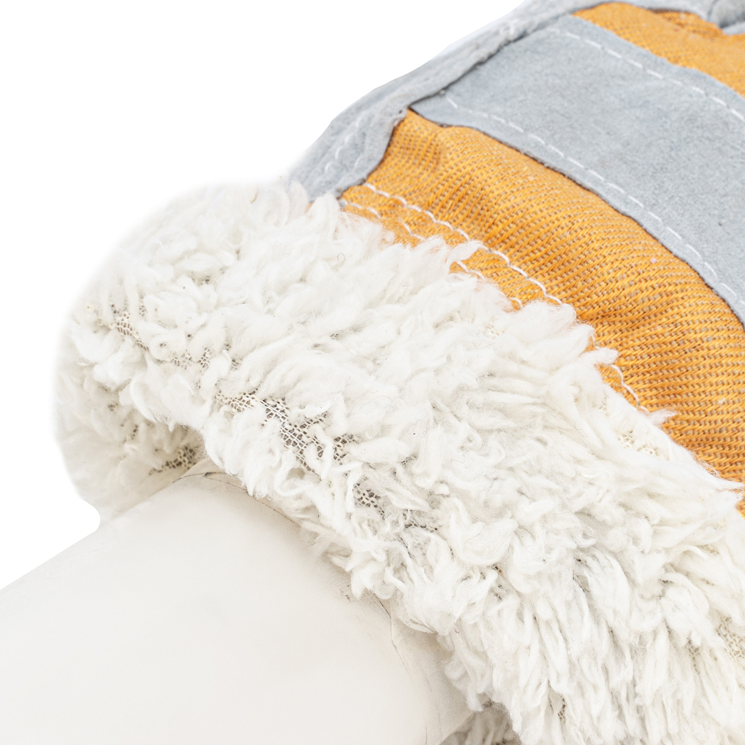 2b329a7dcbaeecacef77bc89eb15fb34ba5c0e00_679032_005