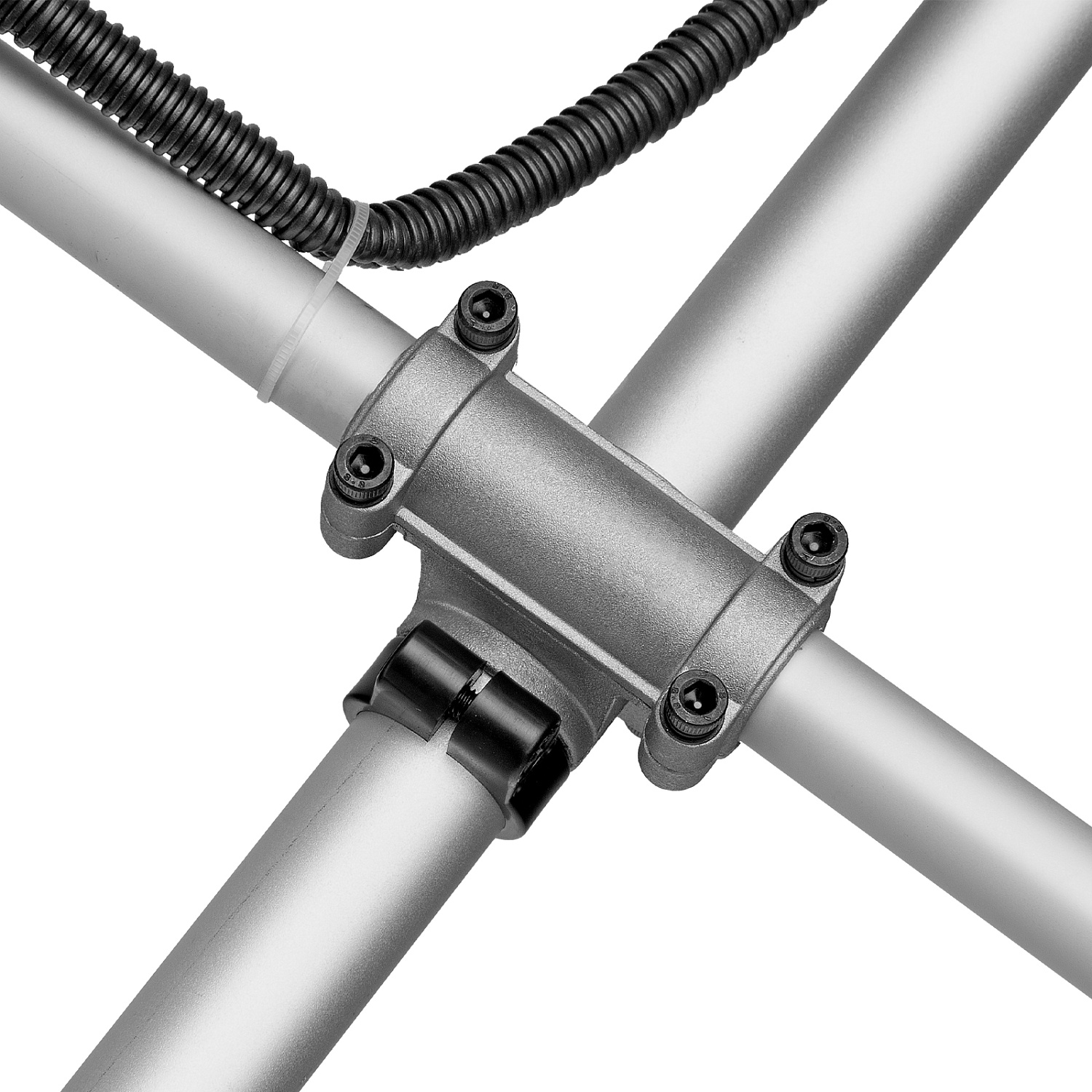 9894b1bba8b8d3b9218de93268ebaa65cc21dc7f_962255_020