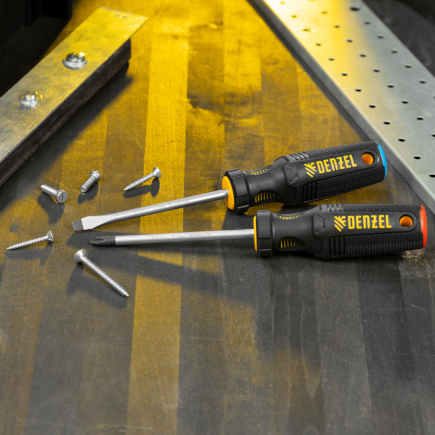 042e932f28031c2bb5c58fc723b58ba993c58af8_122117_r03