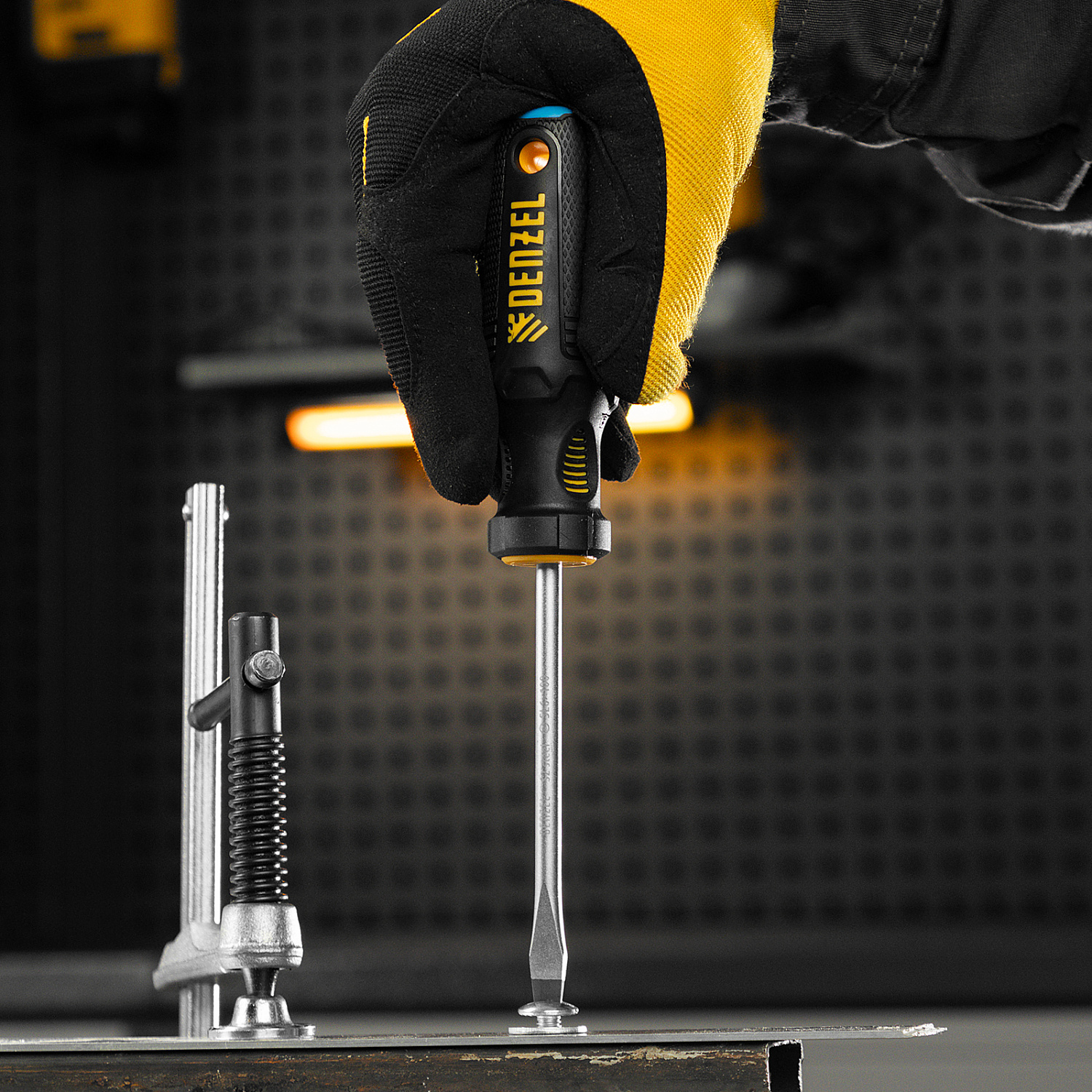 0ade178ff2ae3ba85f56e678f5066a8504b87736_121987_l01