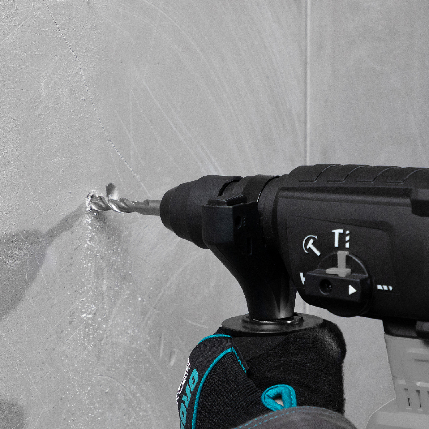 d1475766aee00c32b8672a3e7079f5b93ebf7bd9_70657_004