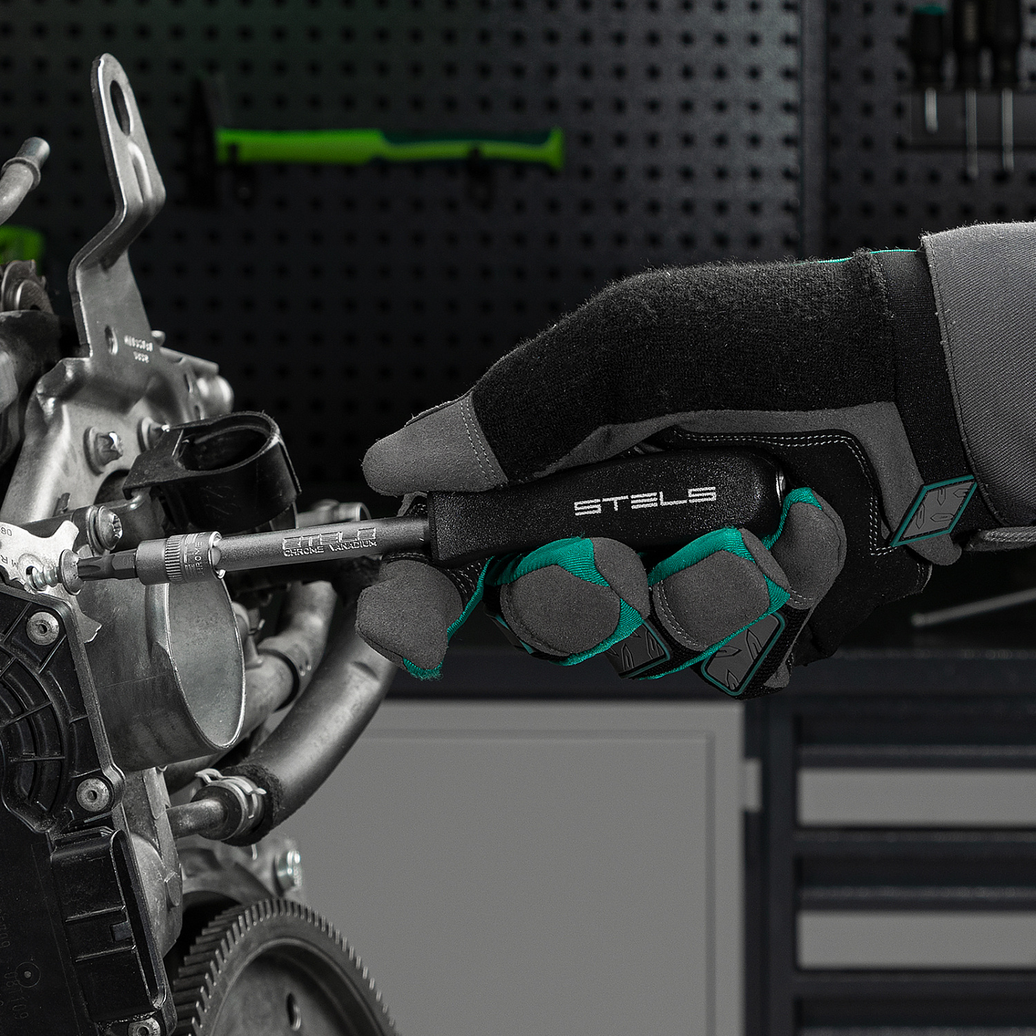 a587399d9635f9e3e5772b4645c56adc2d5e1ad6_14100_r01