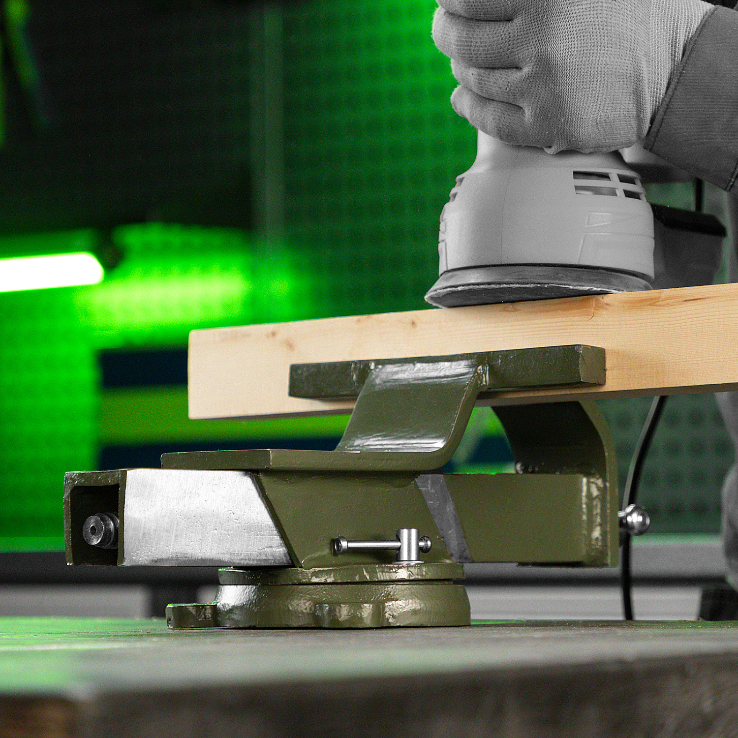 e0ebf0a6beea7b4a4807ae6af18ea788c236dbe9_18621_005