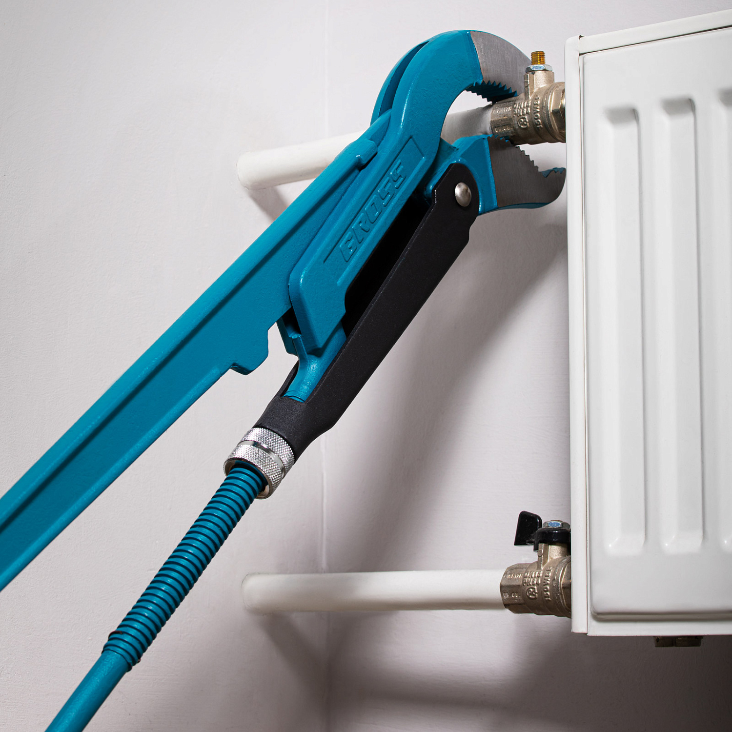 d242c4d5072959b0051939a97df8fa85acbfe206_15616r4_1_