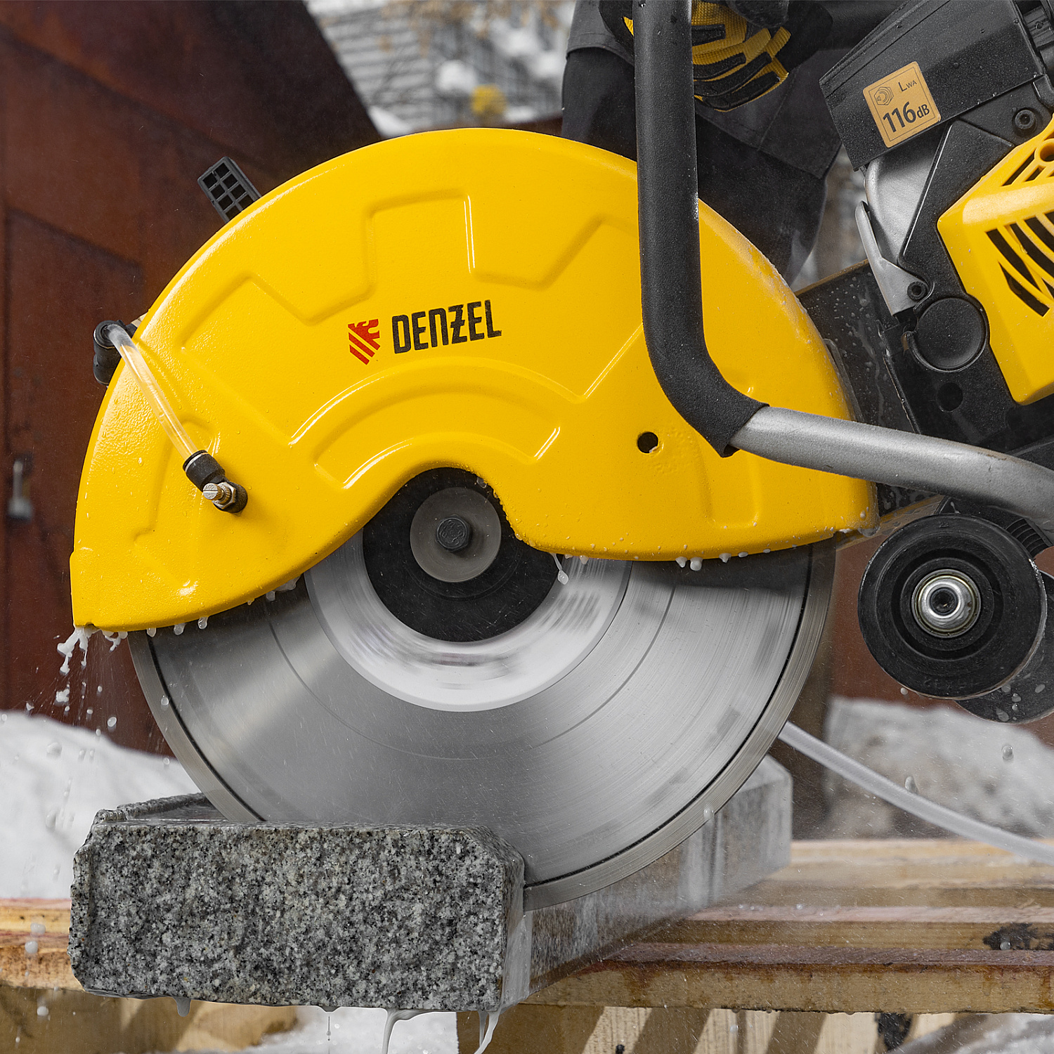 40c9dab6aa799f757662345be8bfbde1b8ce9e14_66301_013