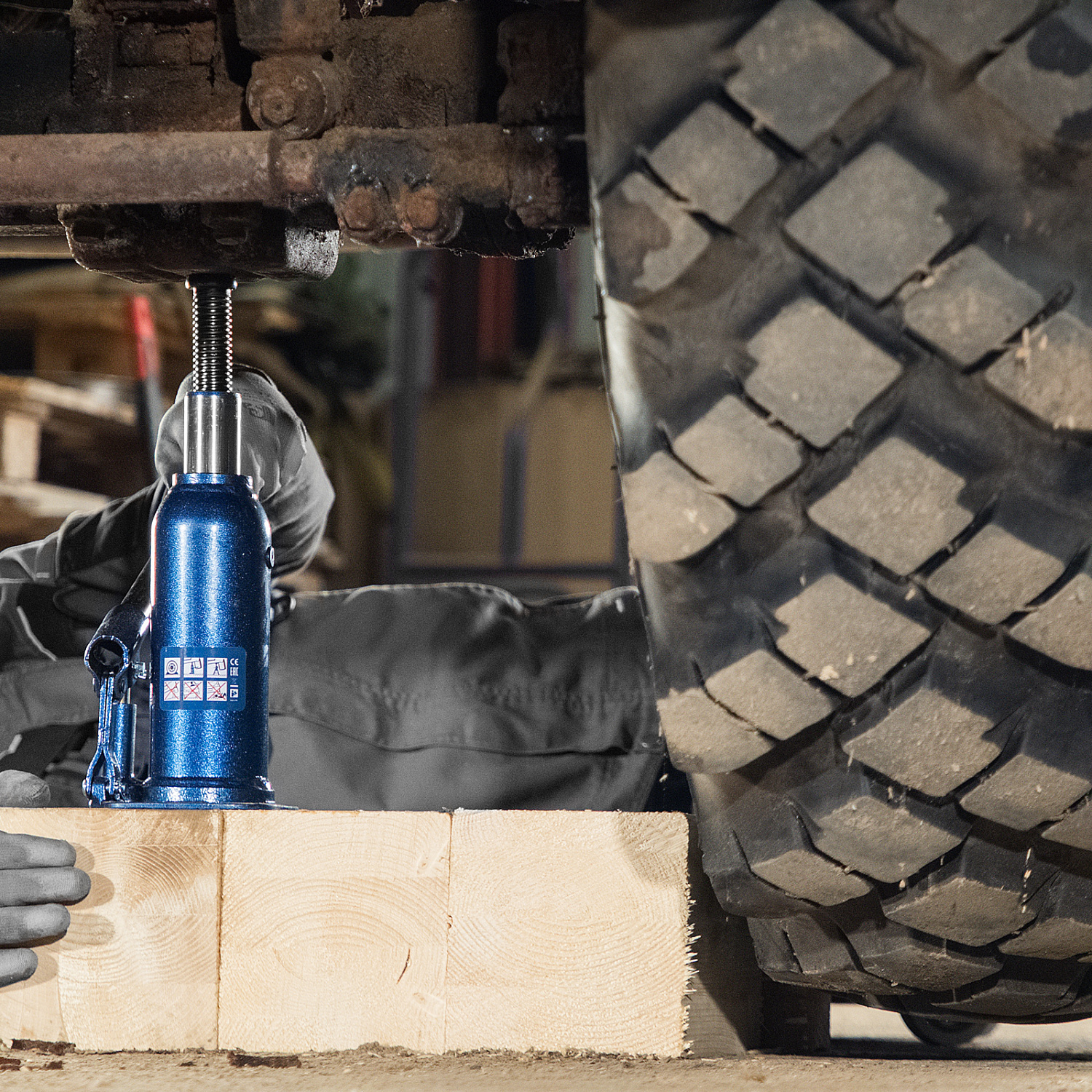 ab0a303cac096823e3a4d0ca6ce6dac2e225317b_51165_011