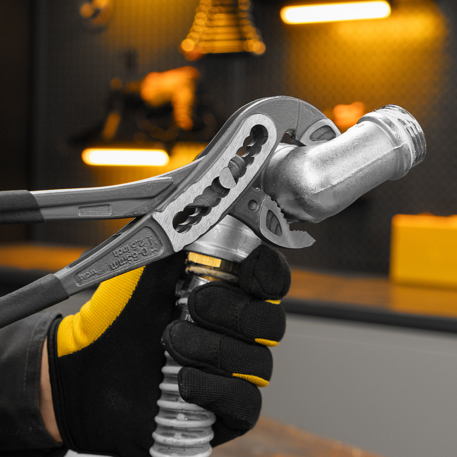 b09bc2af8723e5d902fce2700cfad6442c204eeb_17903_004