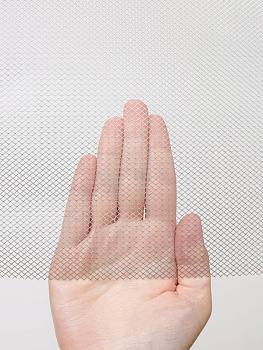 Сетка "Железный слон" стороны ромба 2х2 пер. 0.3х0.3мм 500х20000 оцинкованная плоская