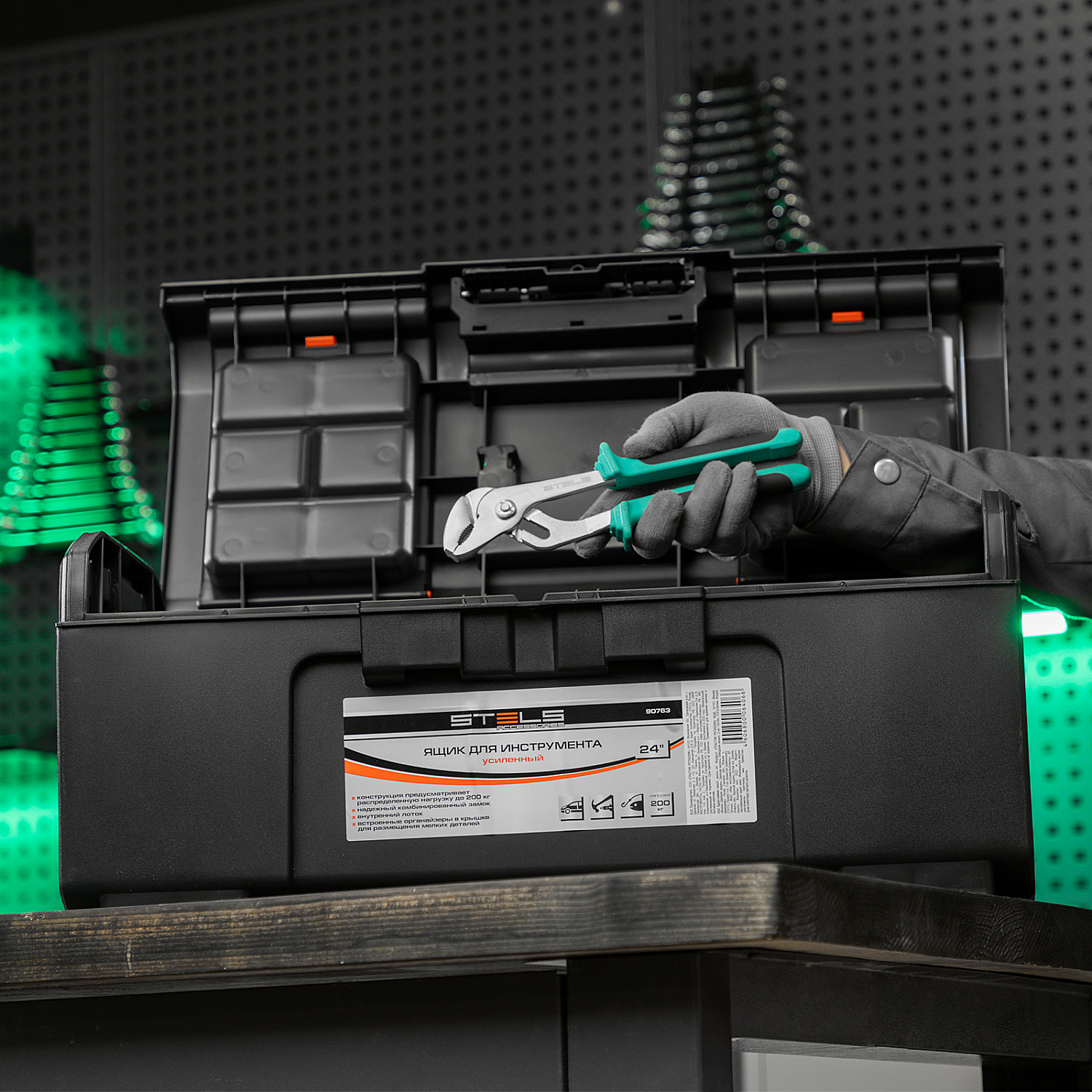 dc311f5f86dd8323a58a99392cffd7f2b8f73d54_90763_004