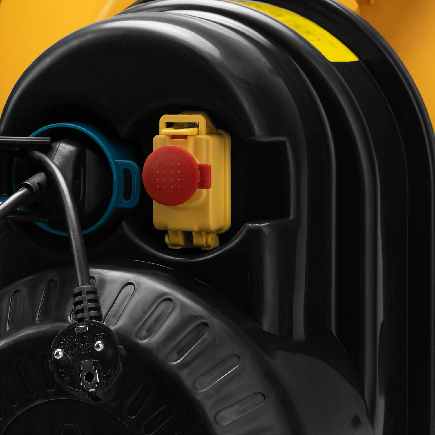 136ebae57e9c8333175568efc01795137b1fc6ae_95421_004