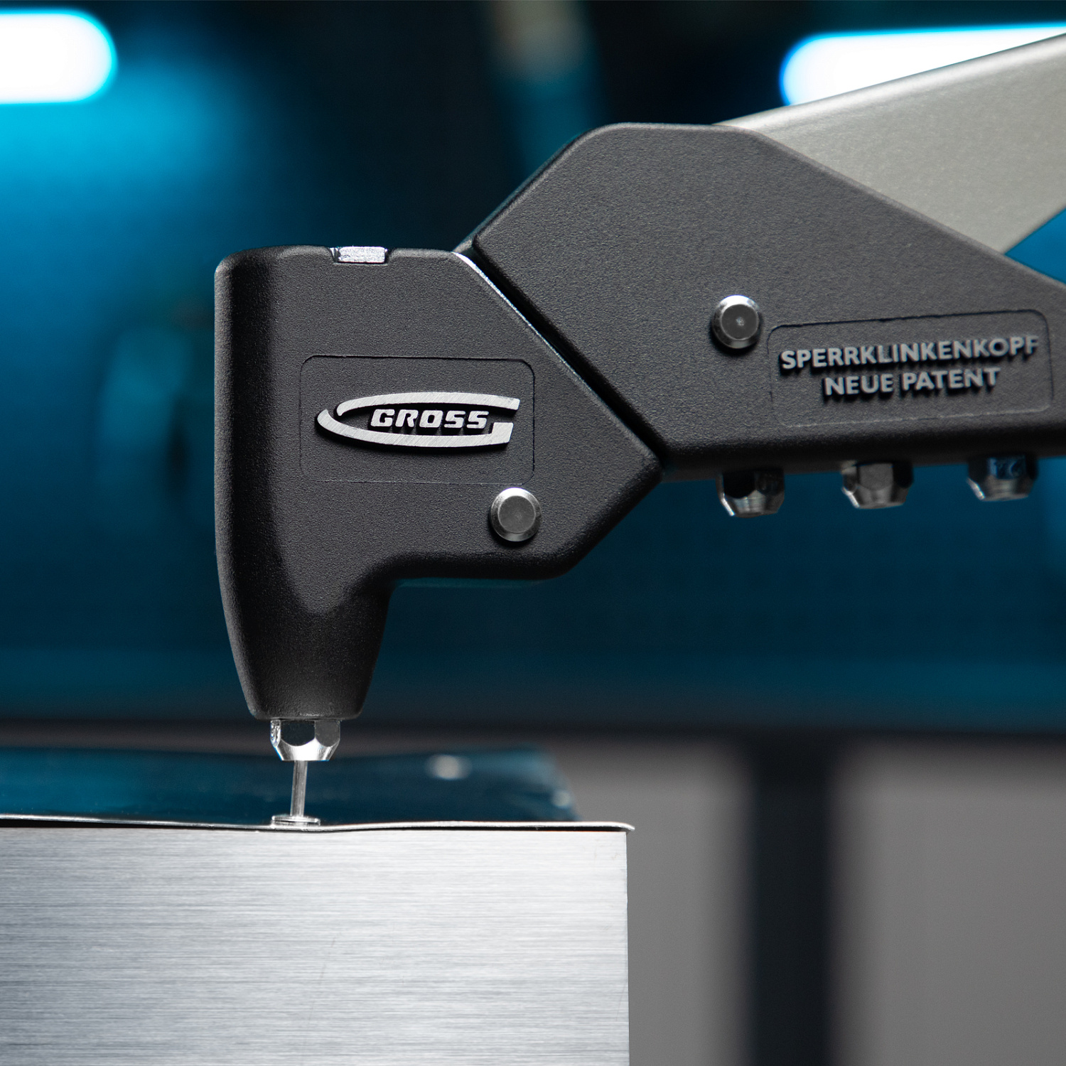 c704a172bcb48d7474dbff88d9155ce31763cd8a_40405_r02