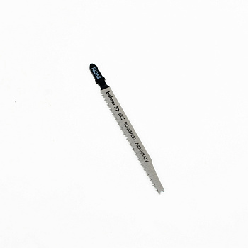 Пилки для лобзиков Bohrer по дереву и ламинату Т308B HCS 115/90мм, шаг 2,2 мм combi (Прямой чистый рез) (2 шт. в уп.)