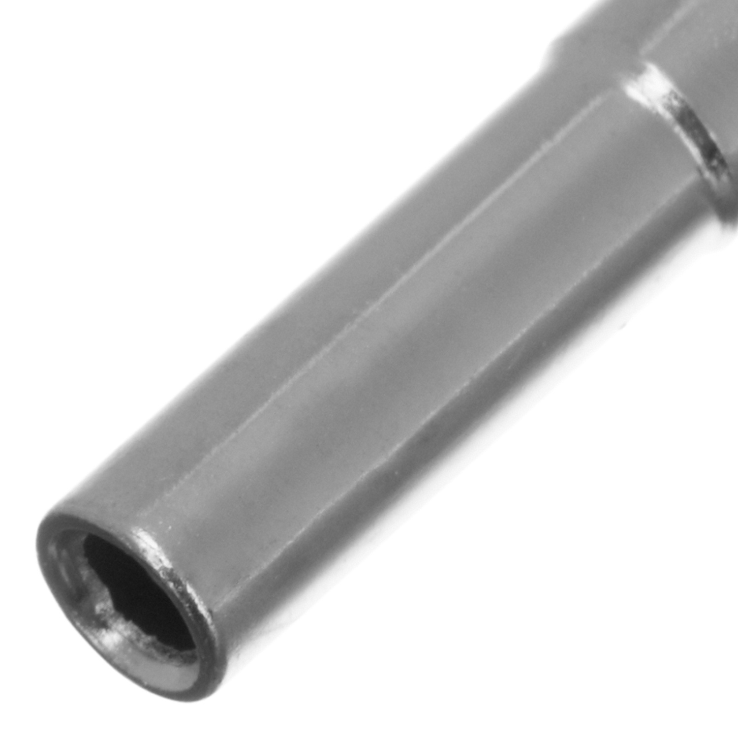 979910228661c28bbfa6189d76e804634e7be469_728085_003