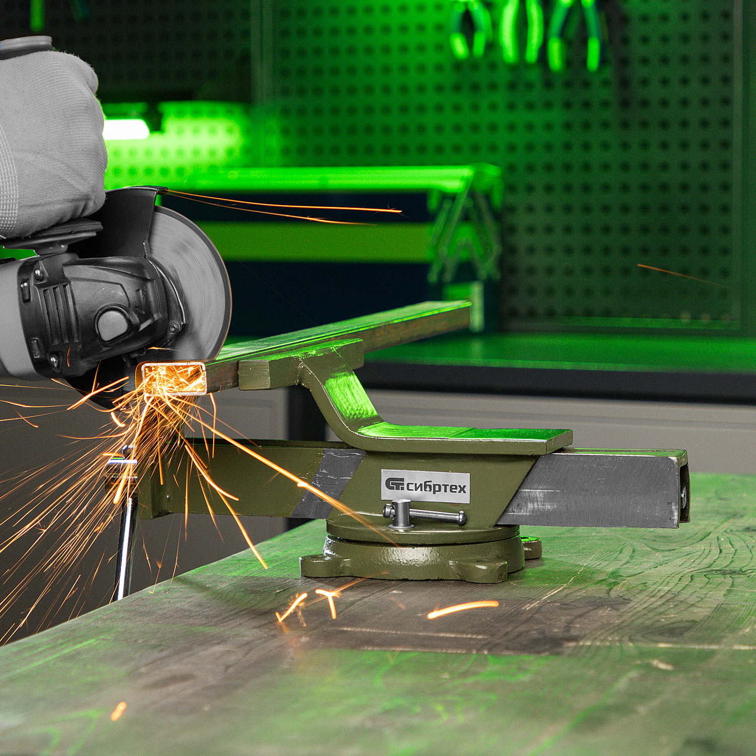 cdd56f765937c6a7399e2ddde658358fe17a990e_18621_003