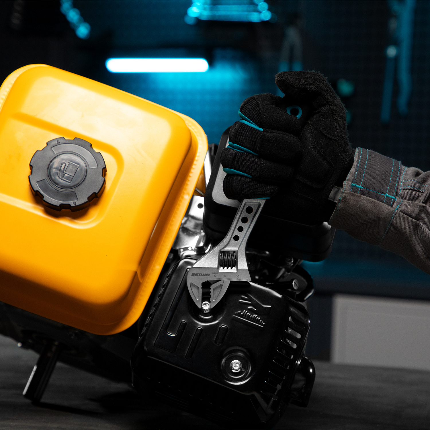 18e2d51f0a97883b9e4ff9e48eb437d39ee6531d_15561_002