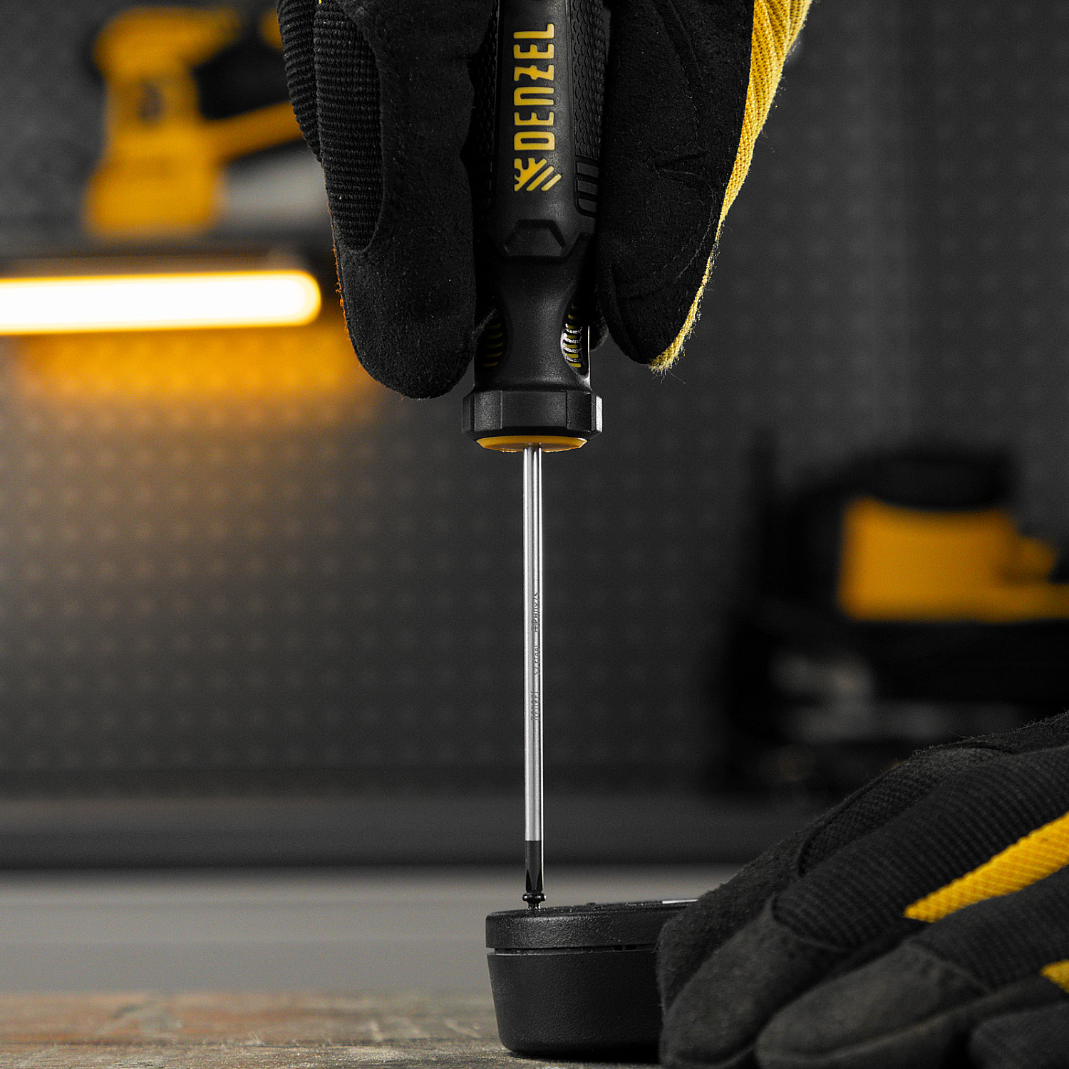 a3e2d96772184d70842f4811d024869234f968bd_121717_004