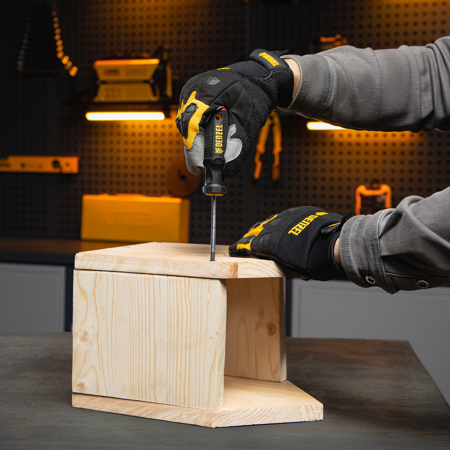 60104ea7fc54f72c6e7a1e2995d24d4f67b652e1_12173_007