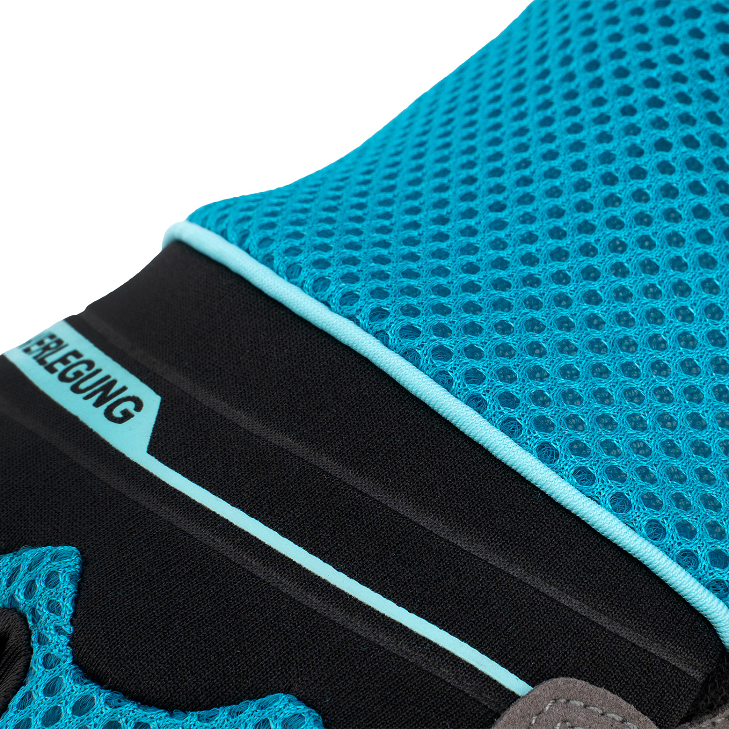 d2f18bfd110536ed3cc369d48b366d404e8acd8e_90310_001