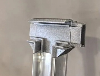 Т- образный переходник соединительный для световых линий 30 мм