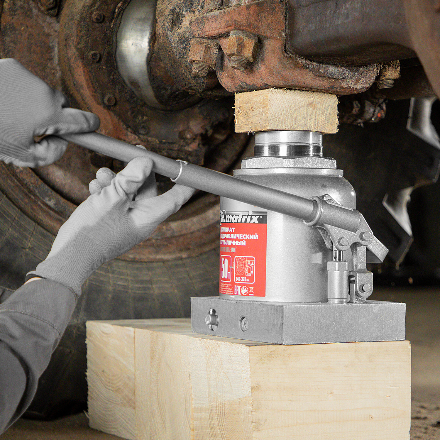 24e6a12f4bb2256e045b8082f33f0225e3b7c1fb_50737_r03