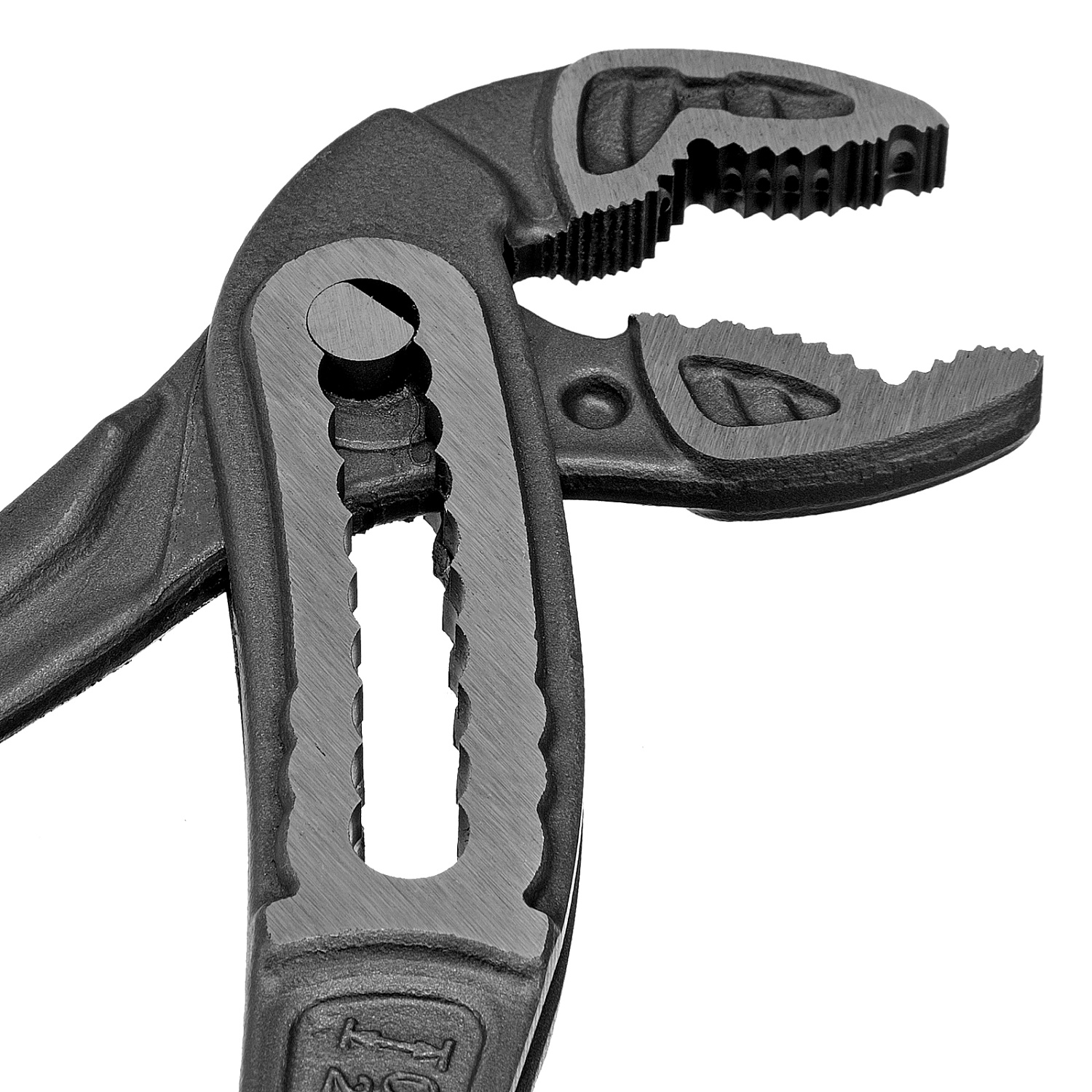 fa1e2f7b30d9632f1ddbe01c5e1796392db39c4b_17900_006