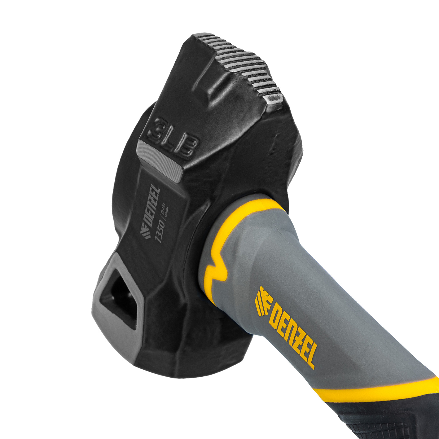 Кувалда с клиновидным бойком 1,35 кг, фибергласовая рукоятка c TPR Denzel Кувалда с клиновидным бойком 1,35 кг, фибергласовая рукоятка c TPR Denzel