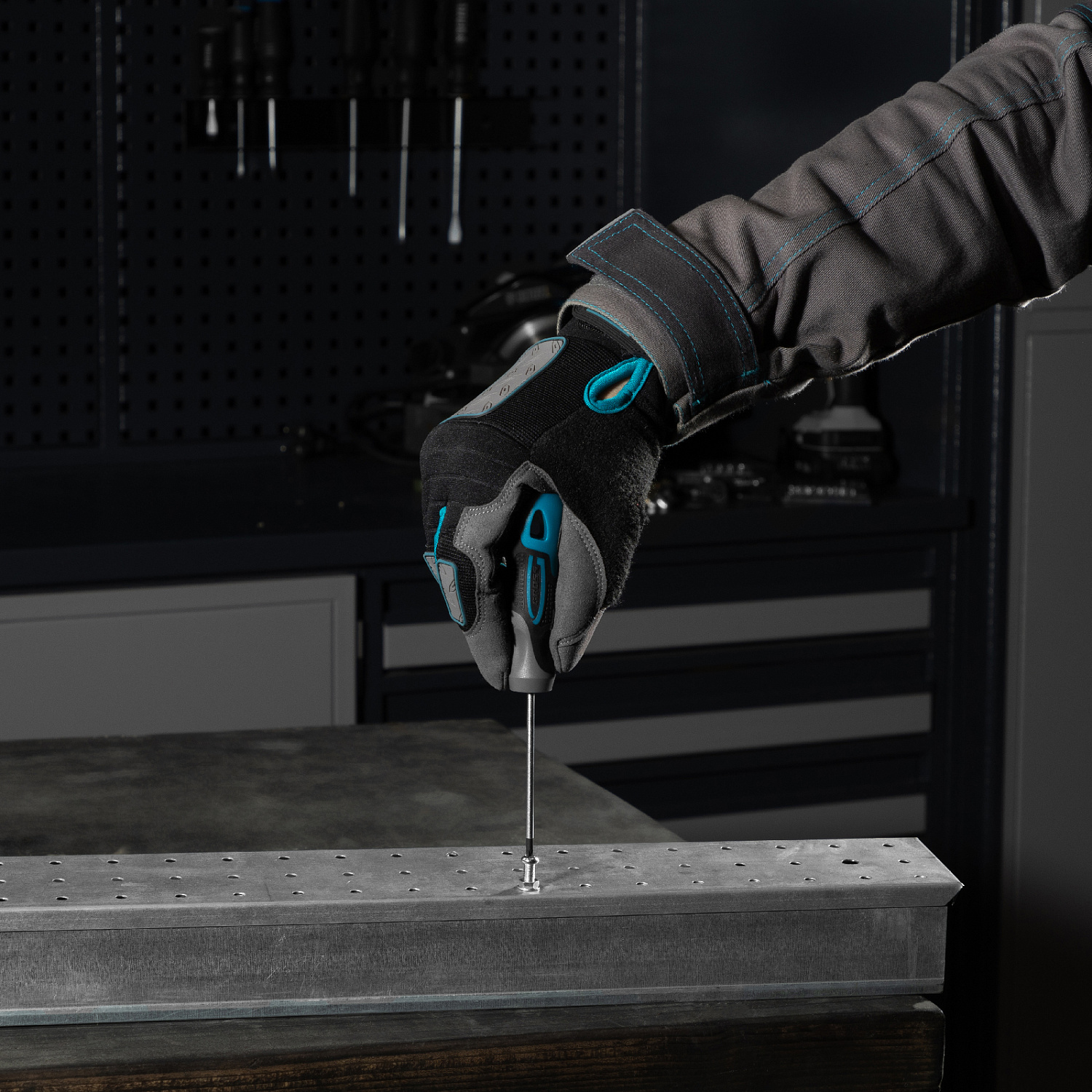 e95b73fbf661511844145a65f52582ed5cf75f7d_12155_r02