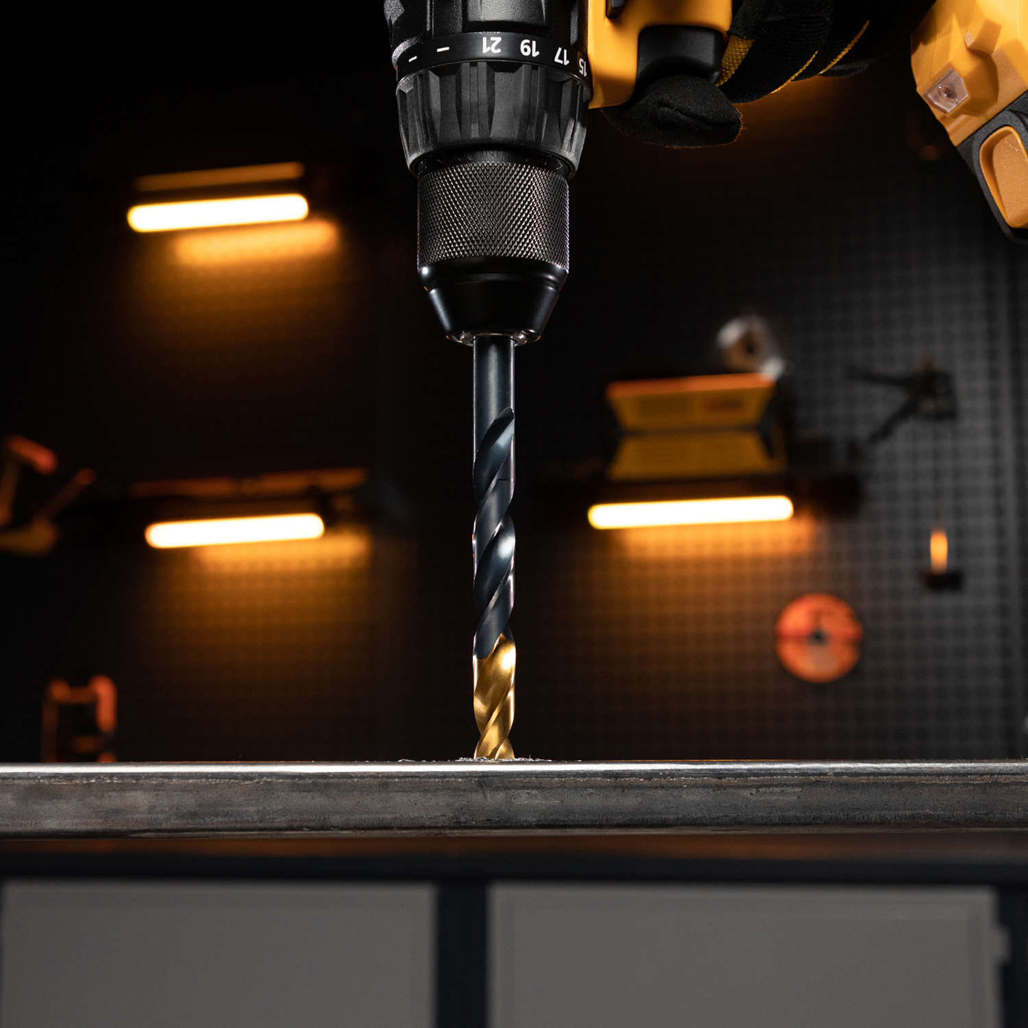 99097c9ef5b16fd25d63f1c2769d0e236e90642d_72323_007