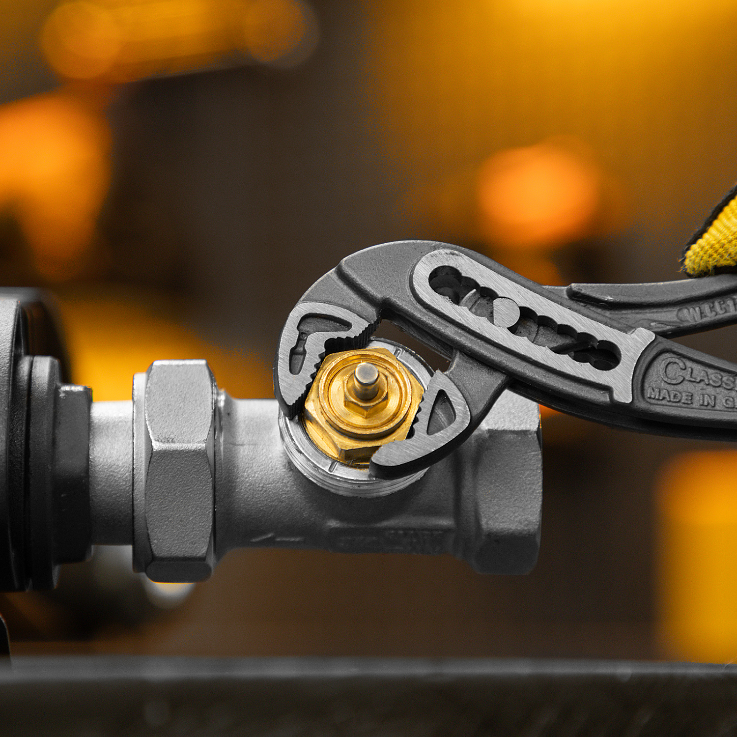 24bde2c5c209c1fc445666debab80914679b99b4_17901_002 24bde2c5c209c1fc445666debab80914679b99b4_17901_002