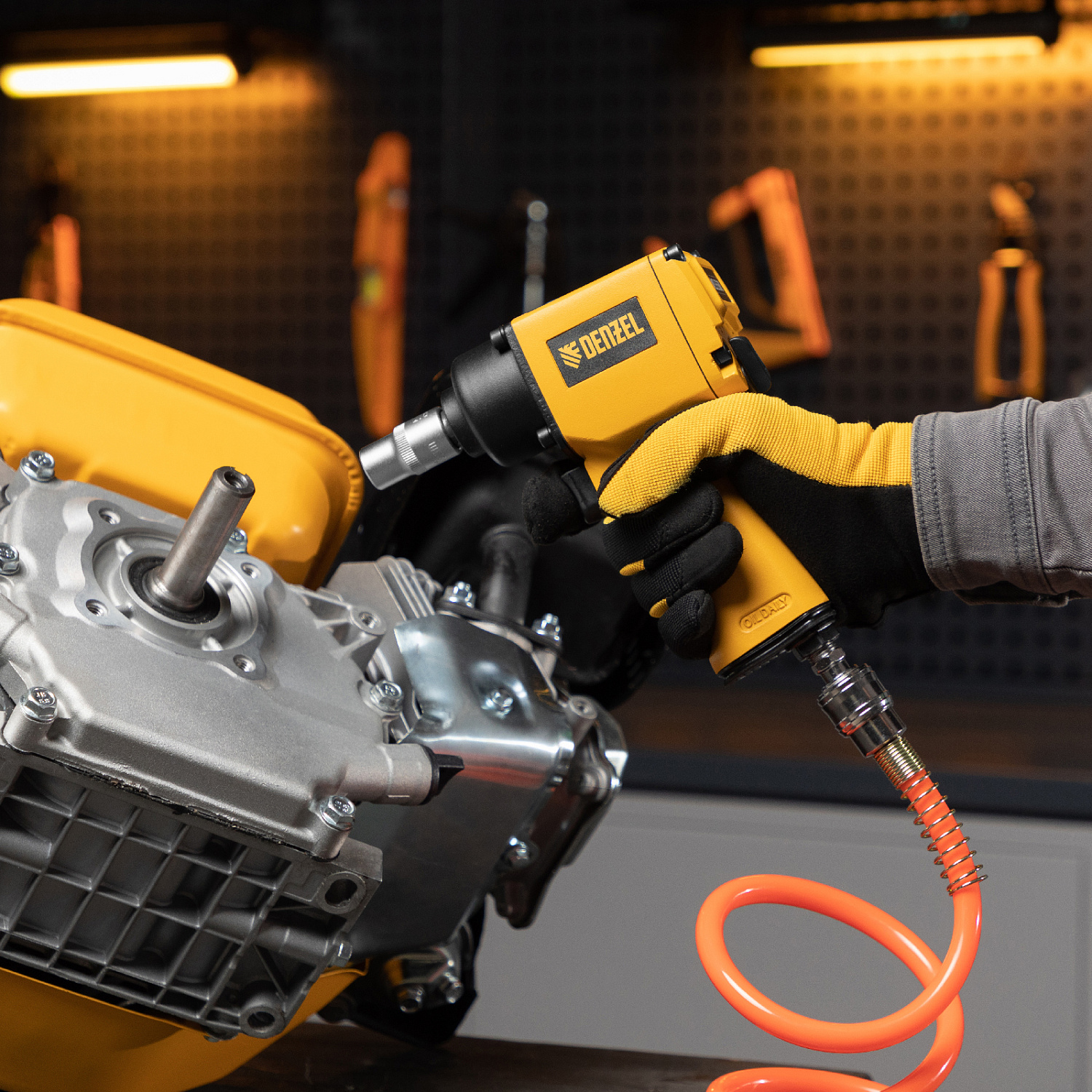 Ударный пневмогайковерт IWS550 Compact, 1/2", 8500 об/мин, 710 Нм Denzel