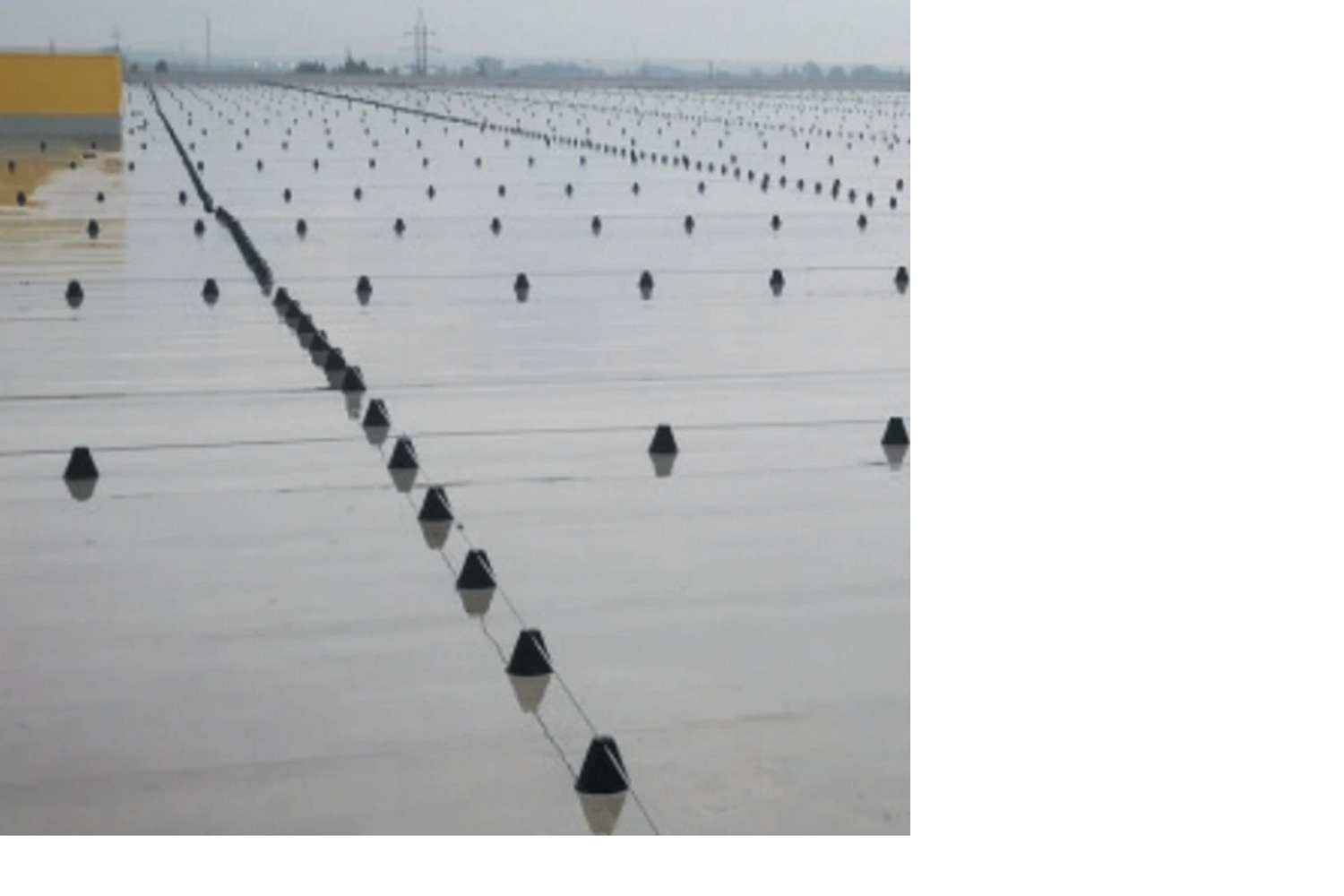 Держатель проводника пластиковый с утяжелителем H = 10 cm, проволока 8-10 mm.